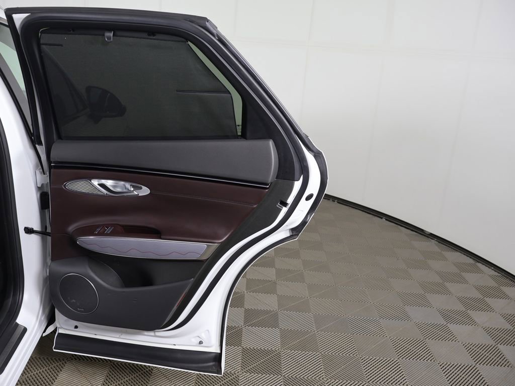 Used 2023 Genesis GV70 2.5T Advanced w/ Advanced Package image 27
