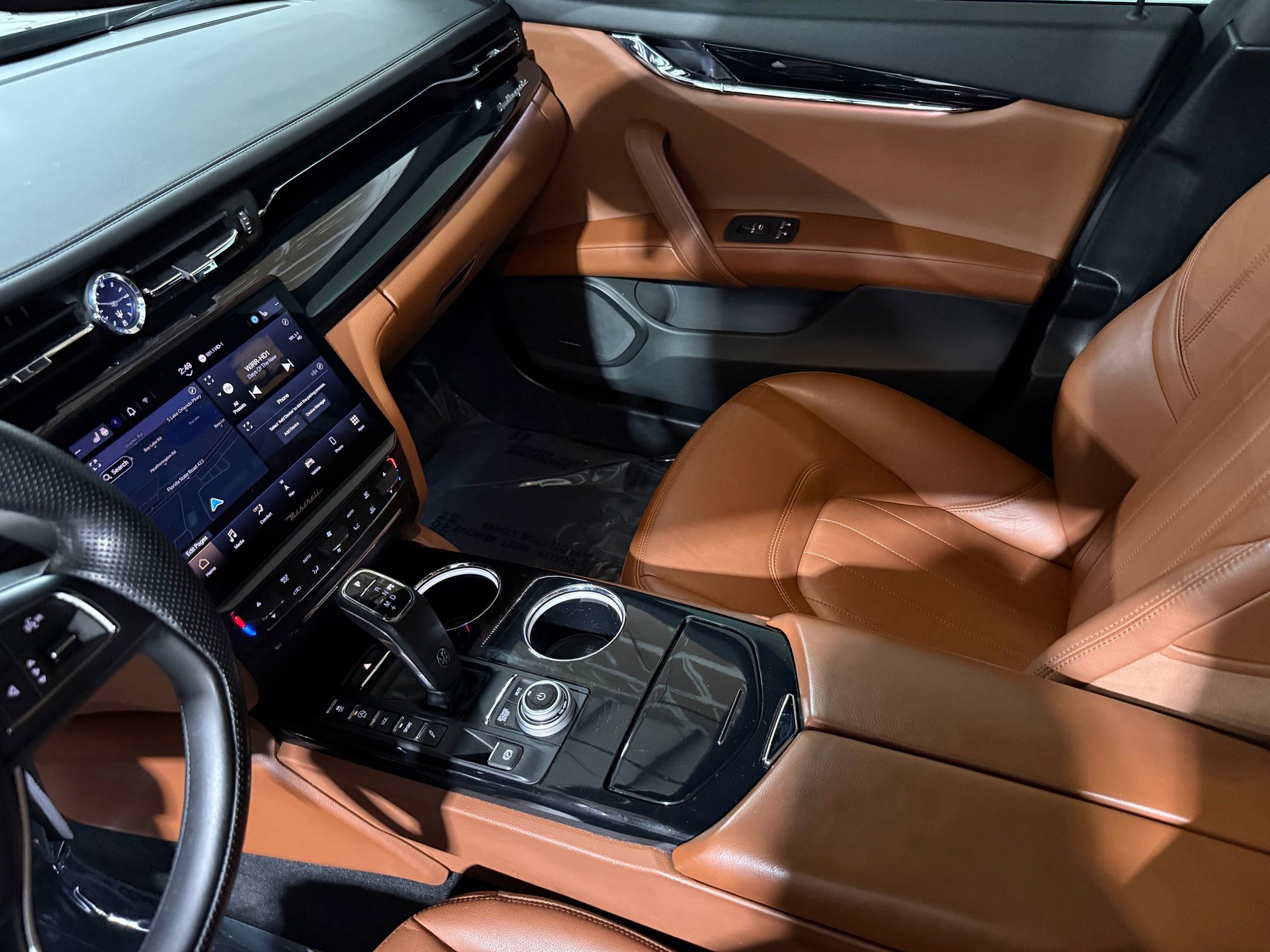 Used 2022 Maserati Quattroporte Modena image 35