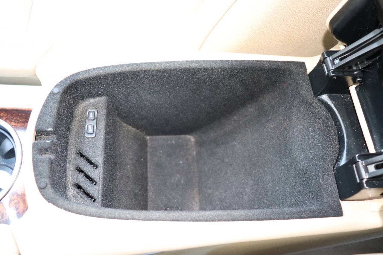 Used 2012 Mercedes-Benz GL 450 4MATIC image 32