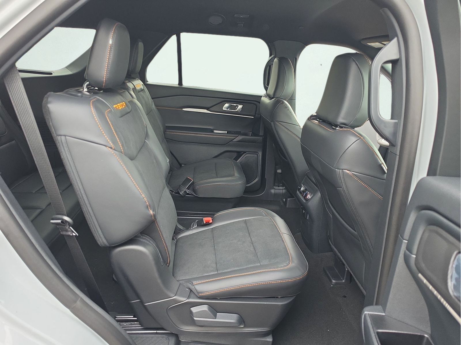New 2026 Ford Explorer Tremor w/ Tremor Convenience Package AWD/4WD image 17