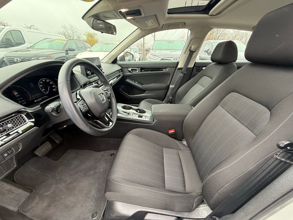 Used 2023 Honda Civic EX image 11