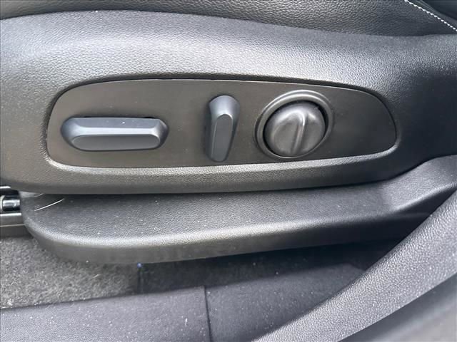 Certified 2024 GMC Terrain SLT image 24