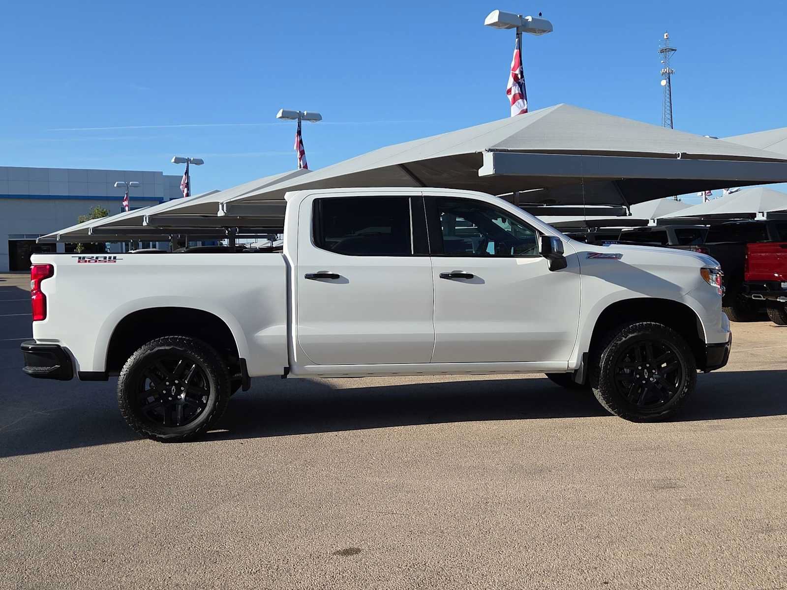 Used 2026 Chevrolet Silverado 1500 LT Trail Boss w/ Safety Package AWD/4WD image 9