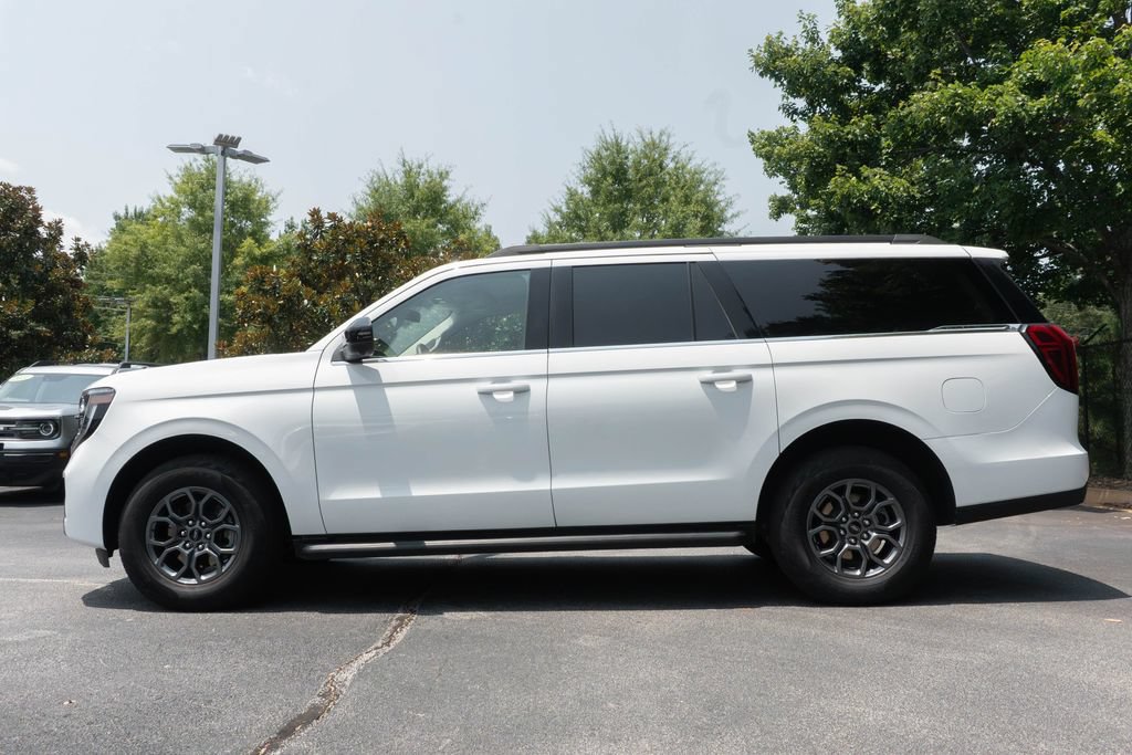 Used 2025 Ford Expedition Max Active RWD image 7