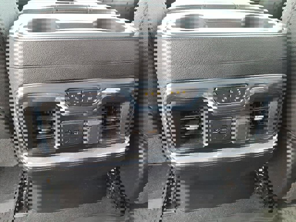 Used 2021 Chevrolet Silverado 1500 LTZ w/ LTZ Premium Package image 10