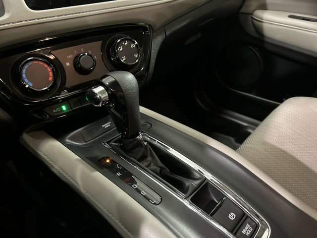 Used 2018 Honda HR-V LX image 18