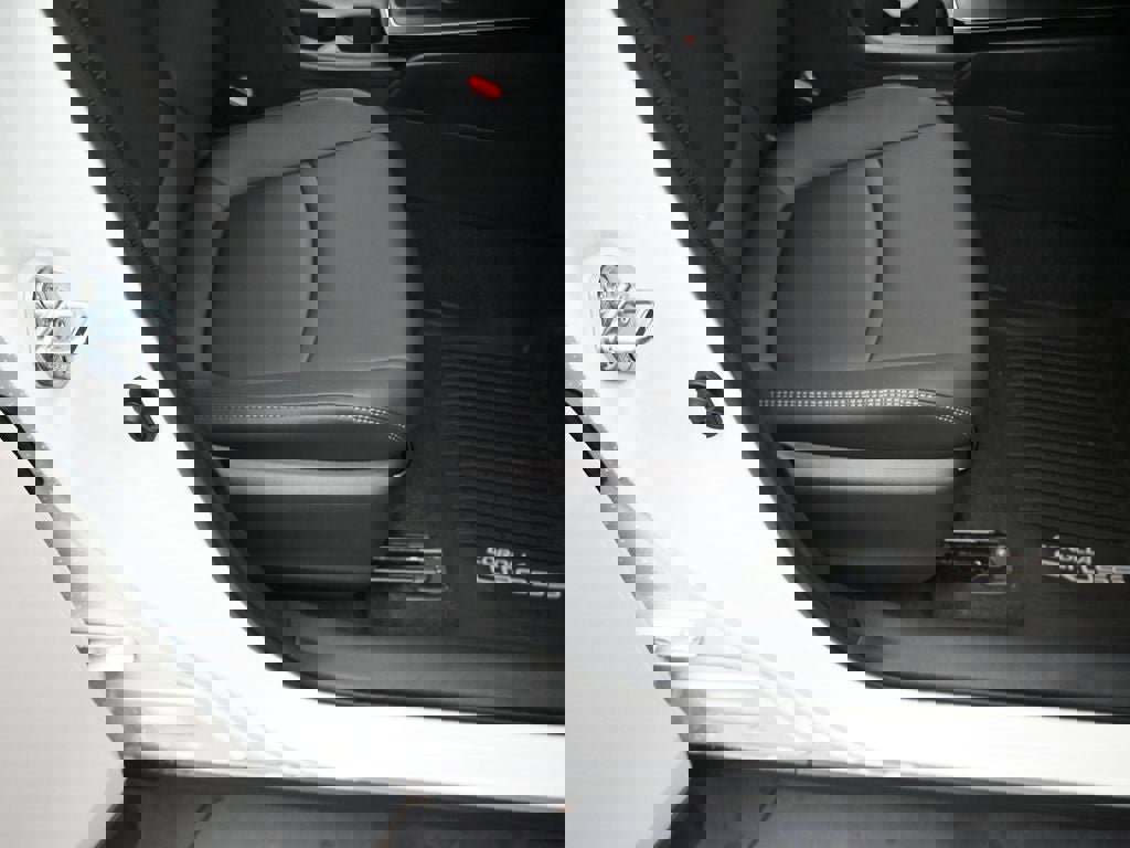 New 2026 Toyota Corolla Cross XLE w/ Convenience Package image 36