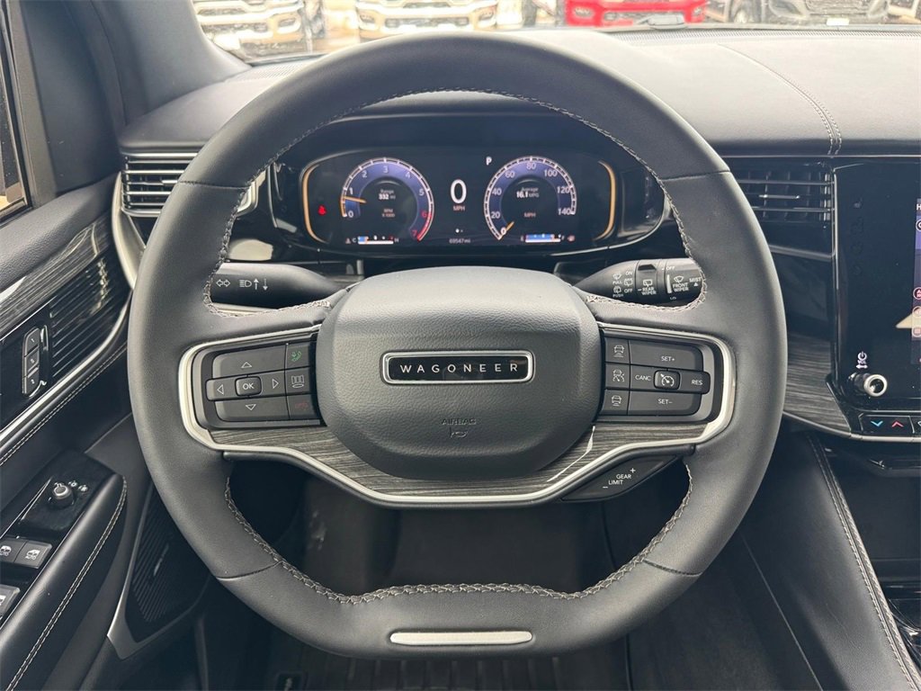 Used 2022 Jeep Wagoneer Series II w/ Rear Seat Video Group 1 image 14