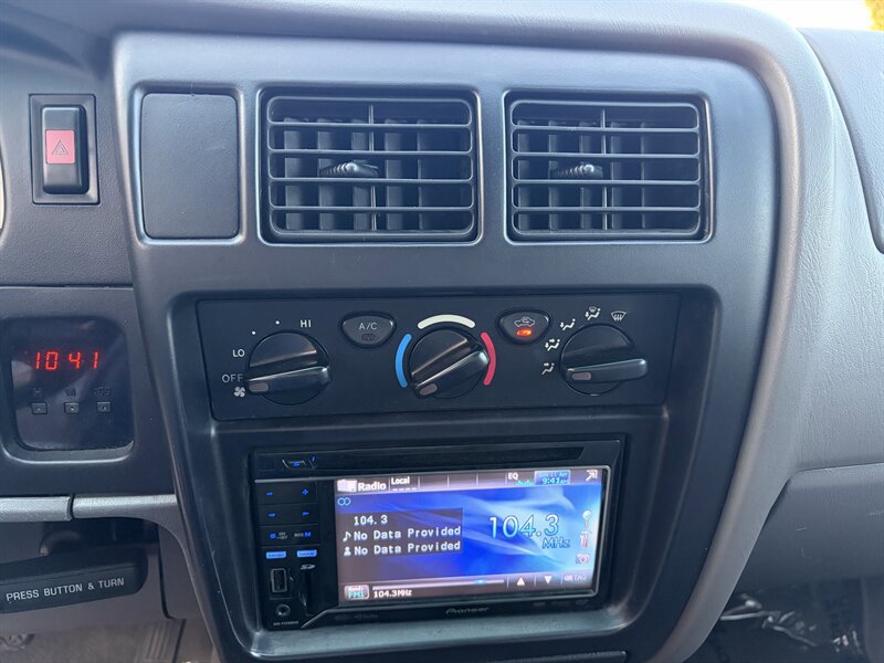 Used 2003 Toyota Tacoma PreRunner image 17