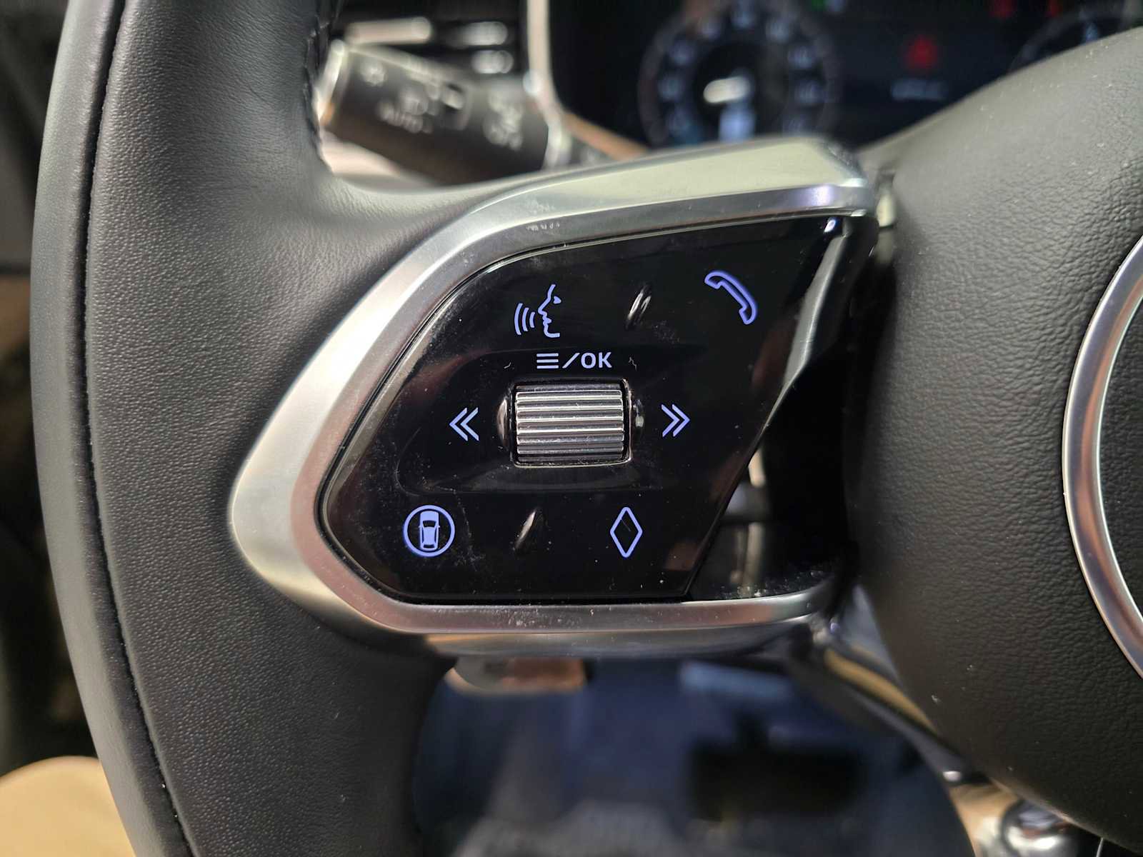 Used 2026 Jaguar F-PACE R-Dynamic S image 26