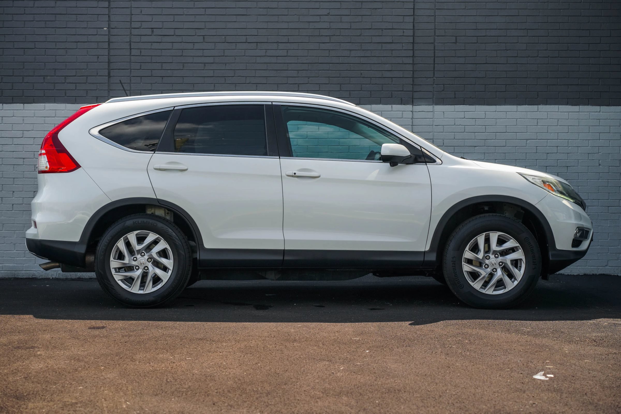Used 2016 Honda CR-V EX-L image 4