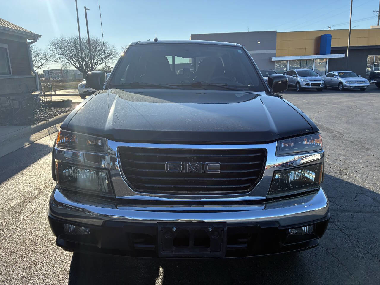 Used 2011 GMC Canyon SLE image 2