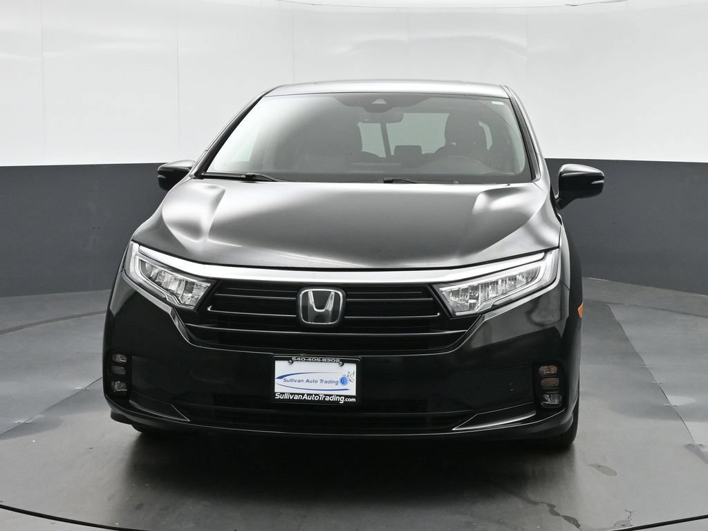 Used 2023 Honda Odyssey Touring image 2