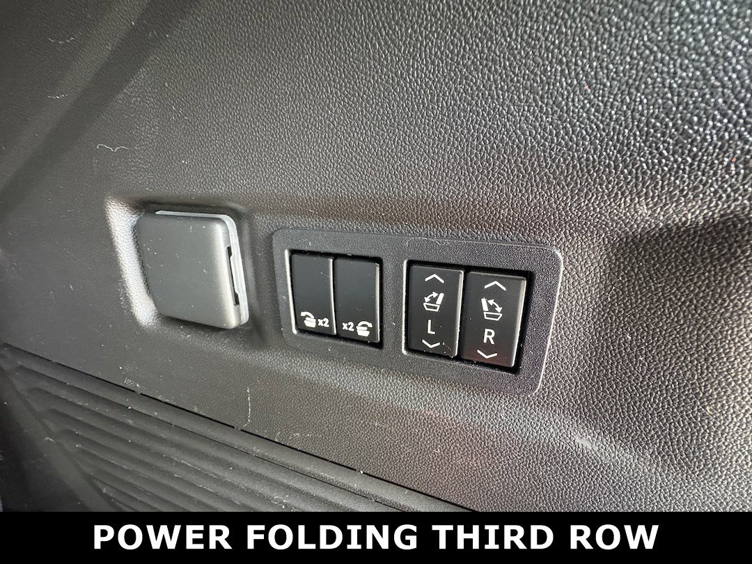 Used 2021 GMC Yukon AT4 w/ AT4 Premium Plus Package image 36