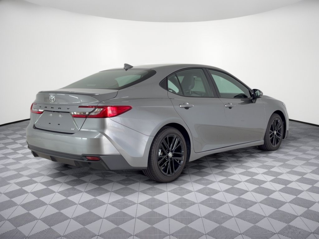 Used 2026 Toyota Camry SE w/ Convenience Package FWD image 9