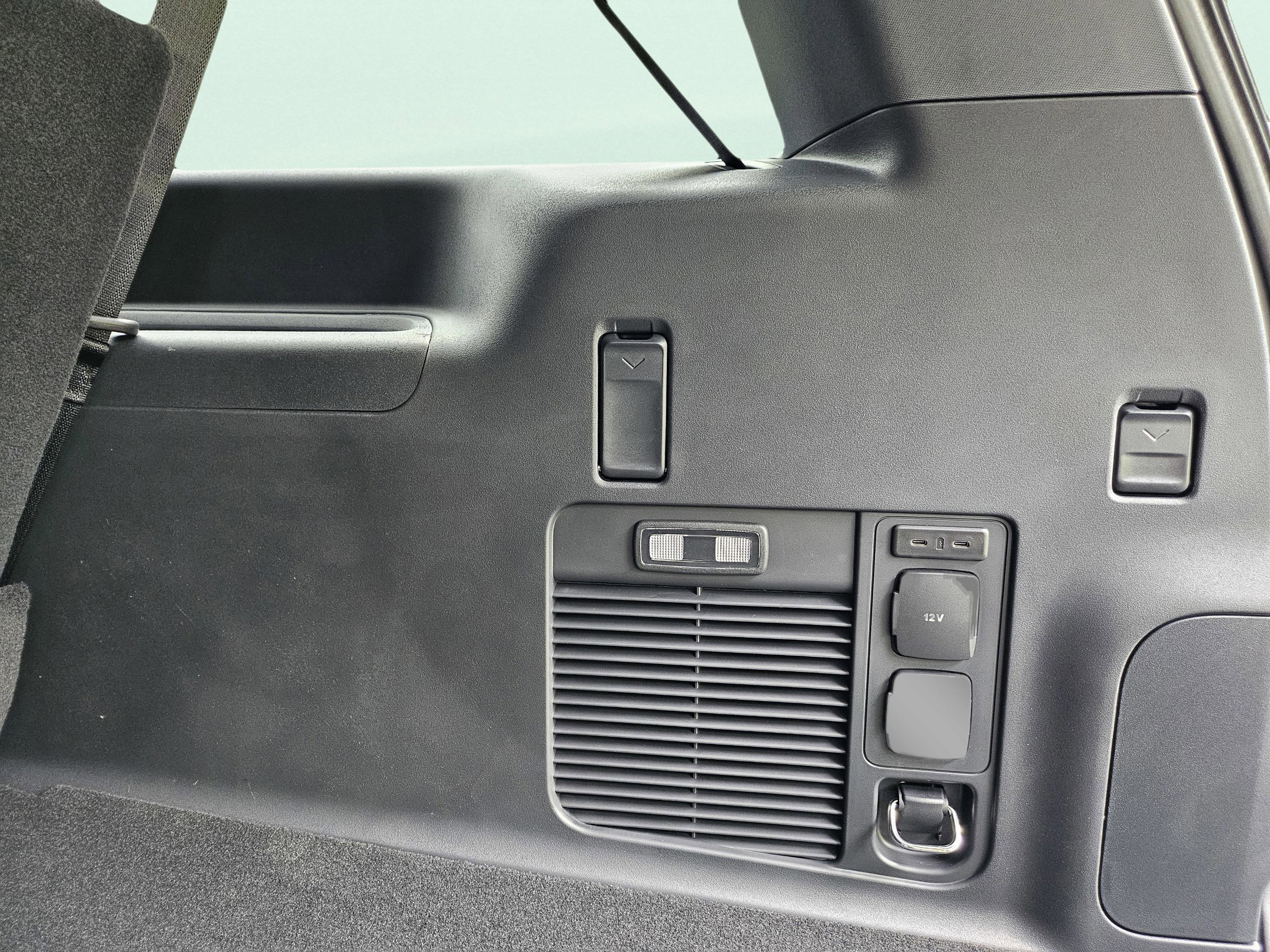 New 2025 Lincoln Navigator L Reserve w/ Jet Appearance Package image 33