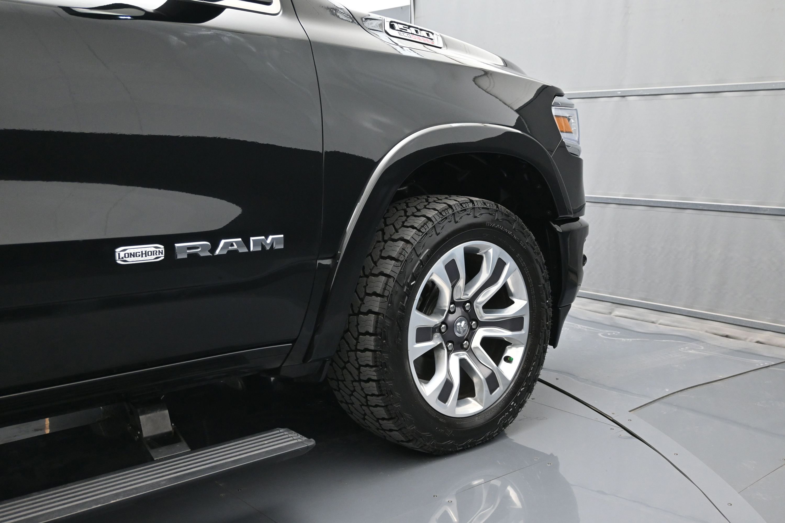 Used 2020 RAM 1500 Limited AWD/4WD image 47