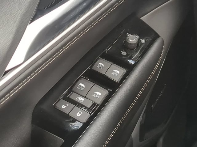 New 2026 Jeep Grand Wagoneer L Limited AWD/4WD image 32