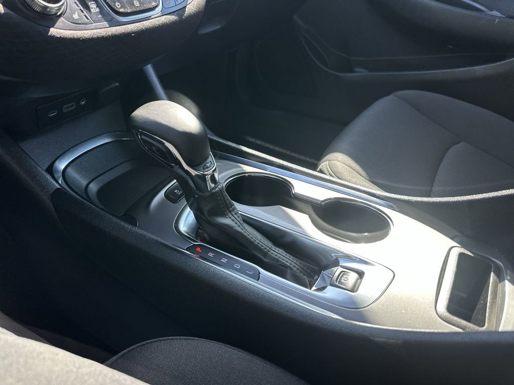 Used 2024 Chevrolet Malibu LT w/ Midnight Edition image 19