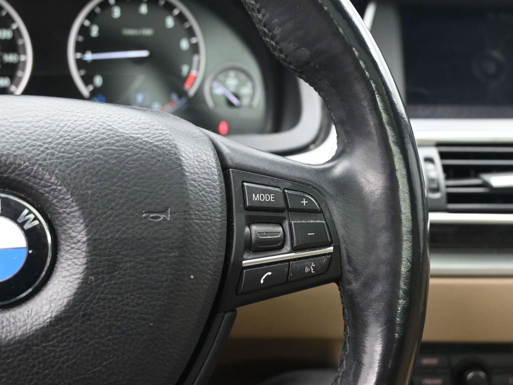 Used 2013 BMW 535i Gran Turismo xDrive image 10