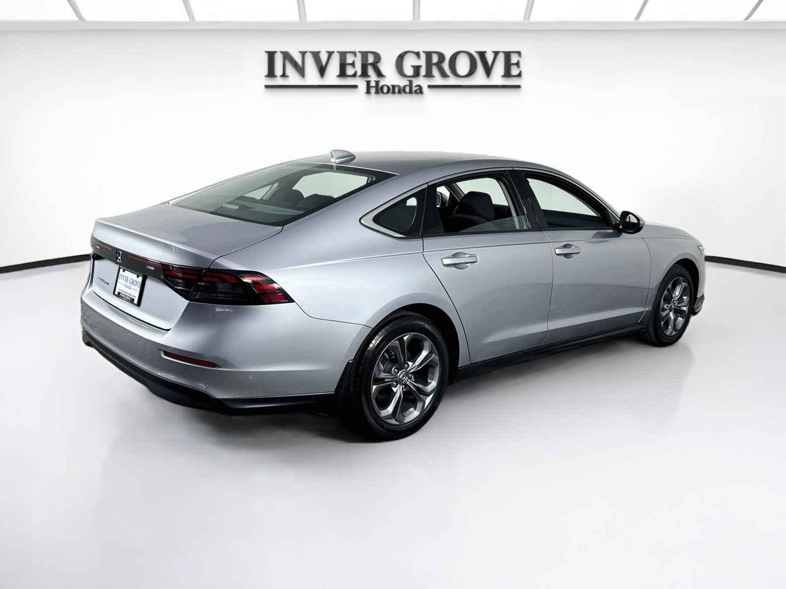 Used 2023 Honda Accord EX image 5
