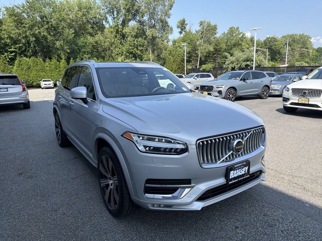 Certified 2023 Volvo XC90 B6 Ultimate AWD/4WD image 2