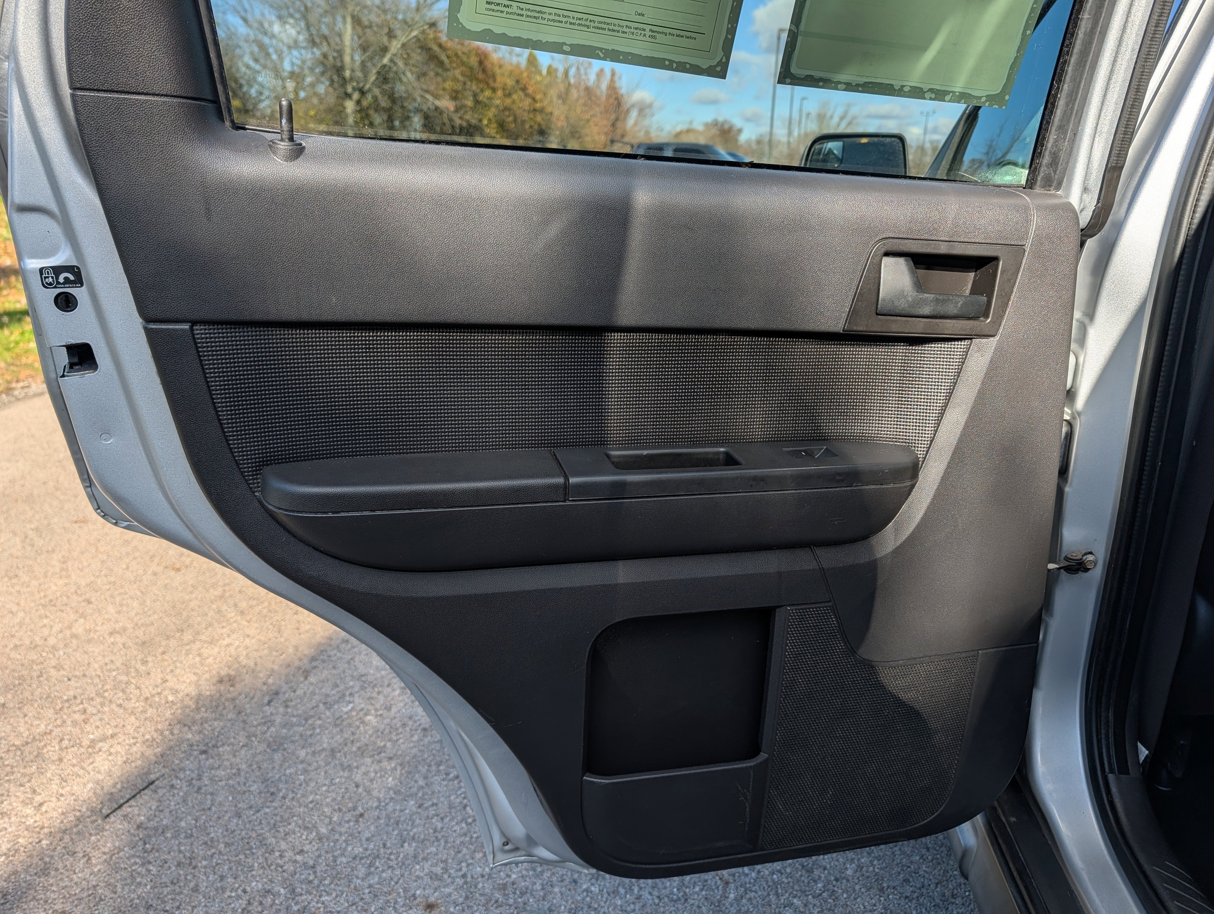 Used 2011 Ford Escape XLT w/ 203A Rapid Spec Order Code image 28