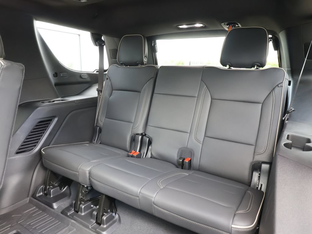 New 2026 GMC Yukon Elevation AWD/4WD image 32