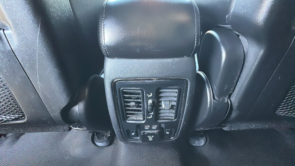 Used 2019 Dodge Durango GT image 25