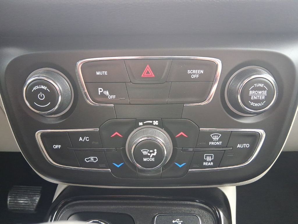 Used 2018 Jeep Compass Limited w/ Safe & Security Group image 22