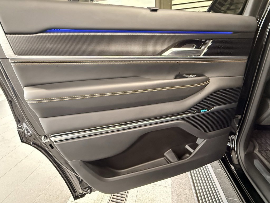 Used 2024 Jeep Grand Wagoneer Series III w/ Quick Order Packagew 28T image 52