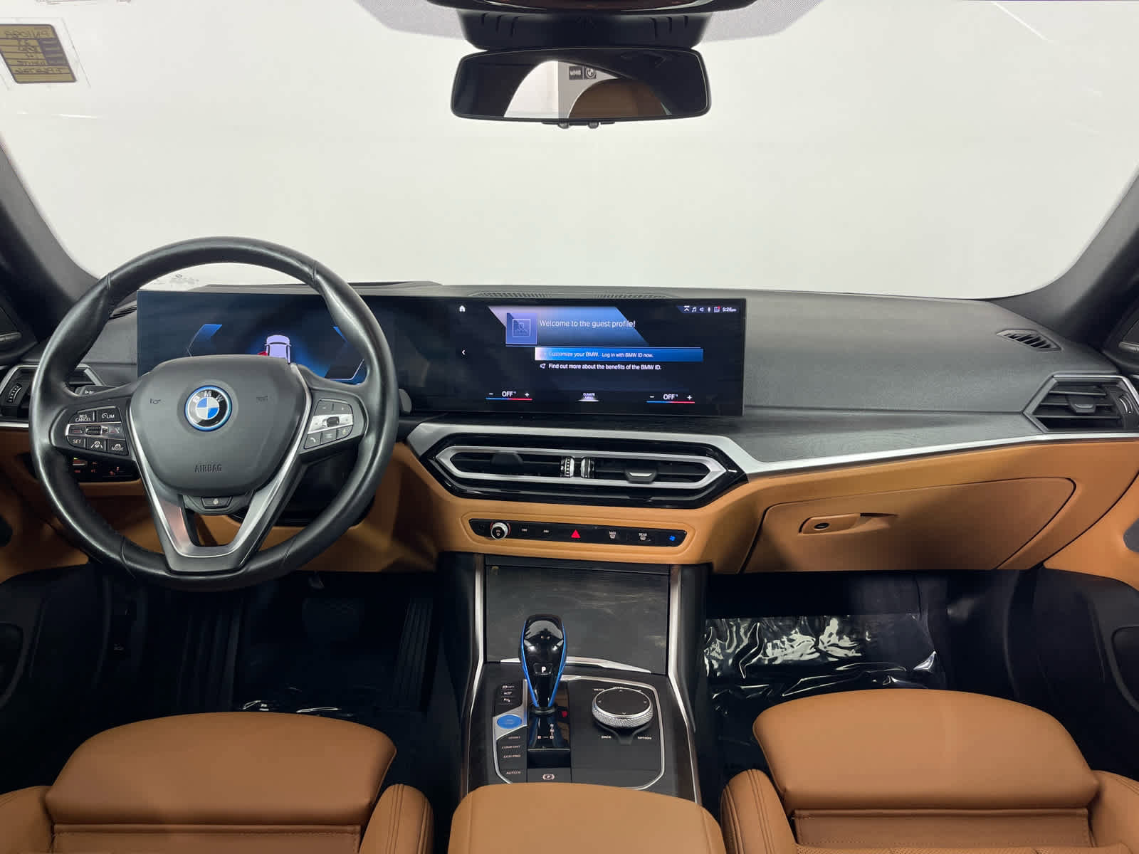 Certified 2023 BMW i4 eDrive35 image 11