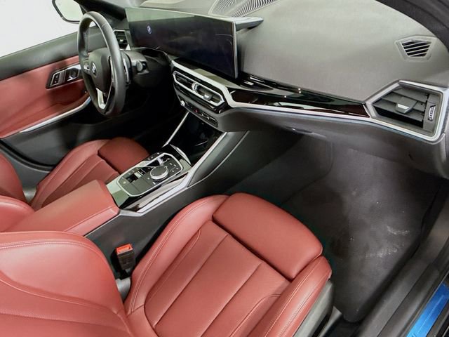 Used 2023 BMW 330i xDrive 330i xDrive w/ Driving Assistance Package image 32