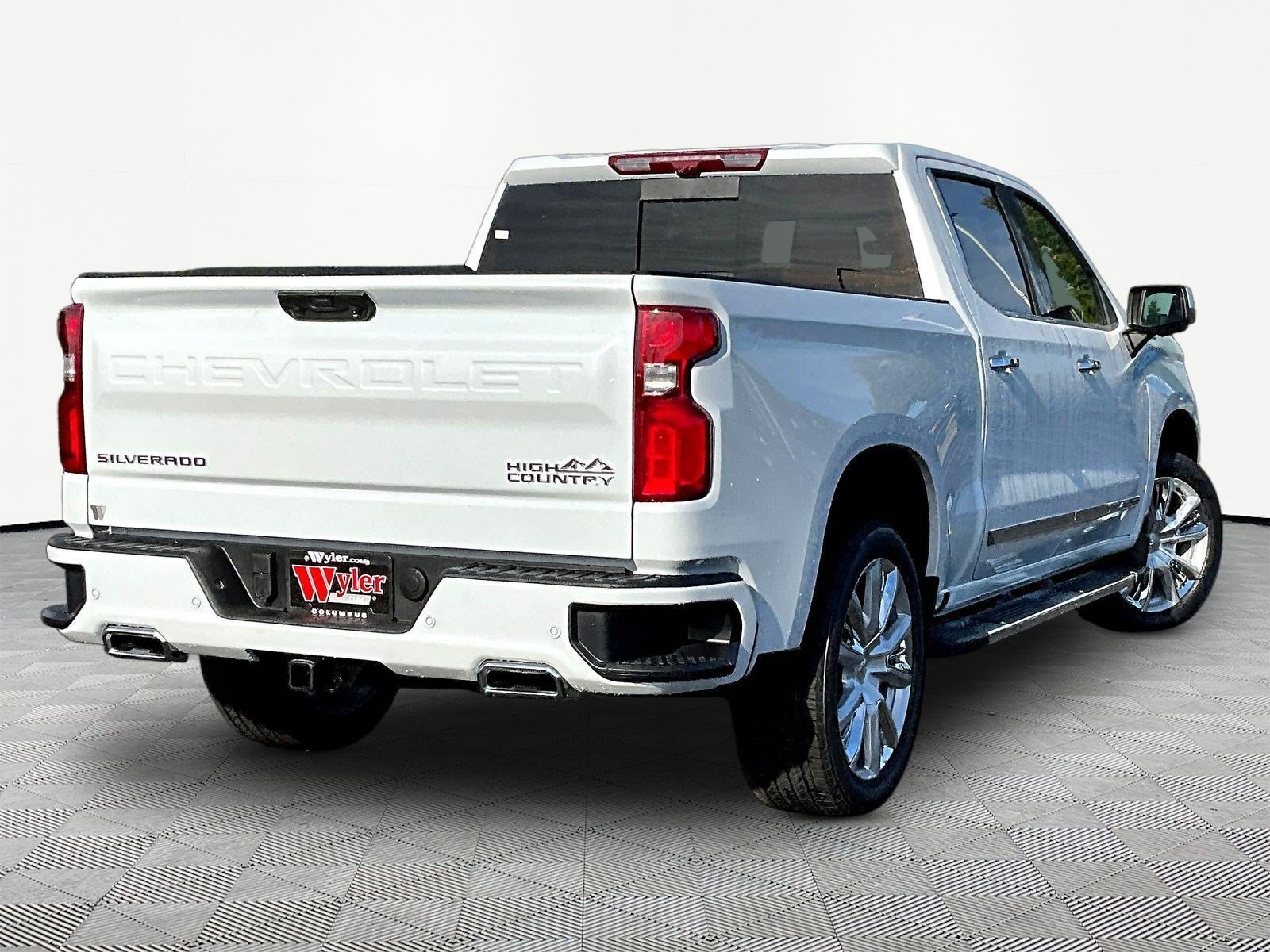 New 2026 Chevrolet Silverado 1500 High Country w/ Technology Package AWD/4WD image 7