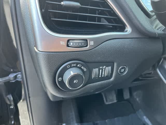Certified 2019 Jeep Cherokee Limited AWD/4WD image 33
