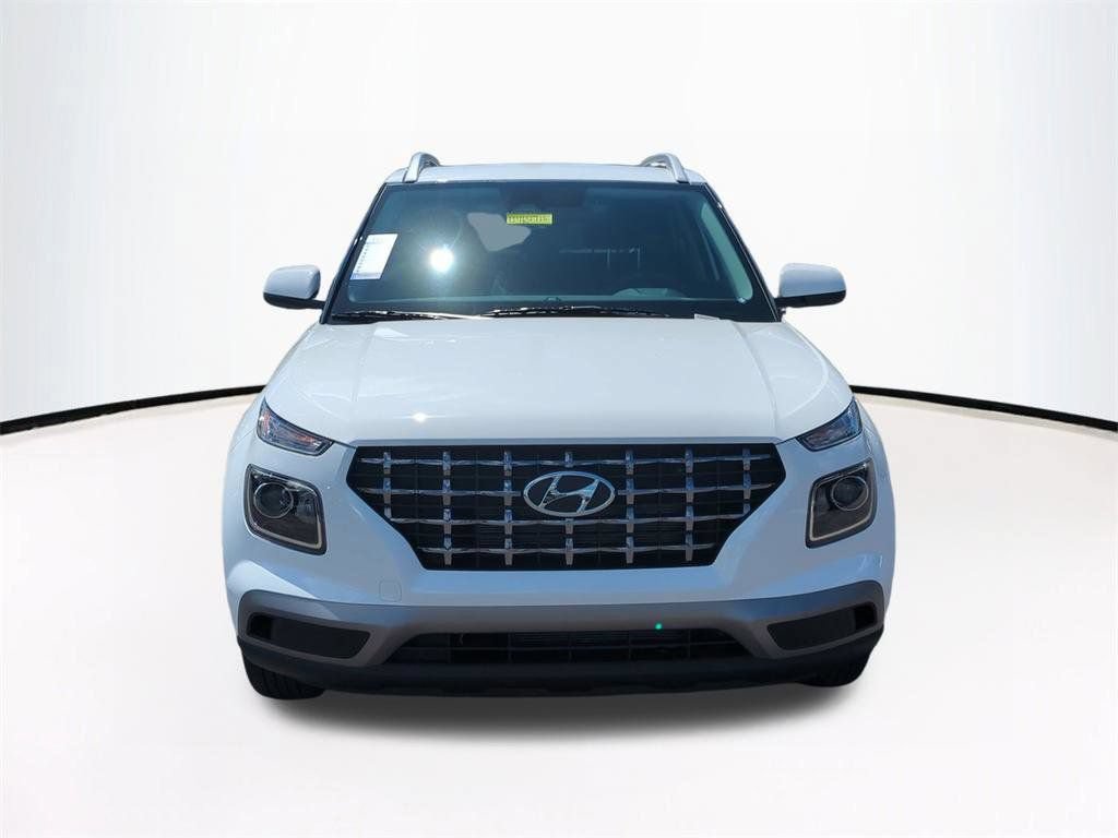 New 2026 Hyundai Venue SEL FWD image 3