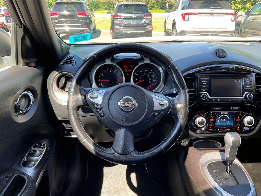 Used 2016 Nissan Juke SV AWD/4WD image 17