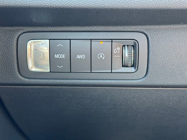 New 2026 Chevrolet Traverse Z71 w/ Driver Confidence Package AWD/4WD image 18