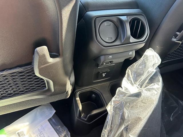 New 2026 Jeep Gladiator Mojave w/ Technology Group image 21