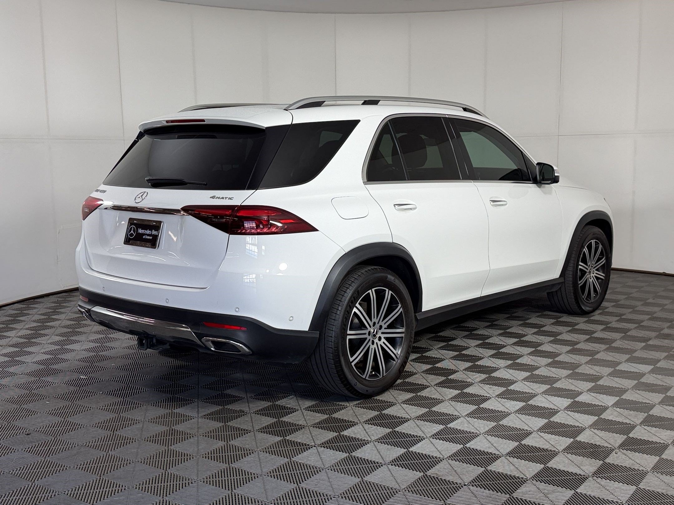 Certified 2024 Mercedes-Benz GLE 450 4MATIC image 9