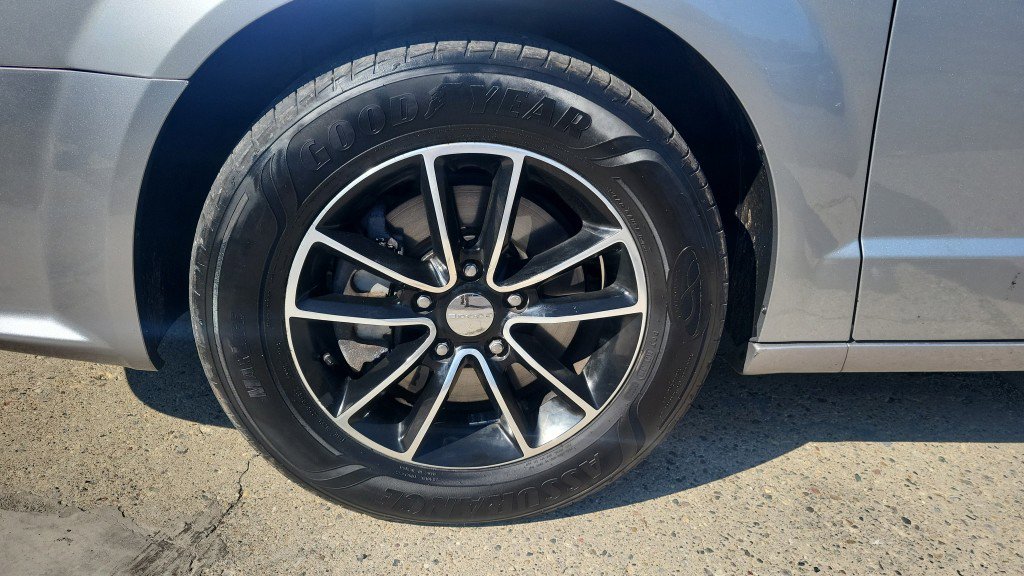 Used 2019 Dodge Grand Caravan GT image 37