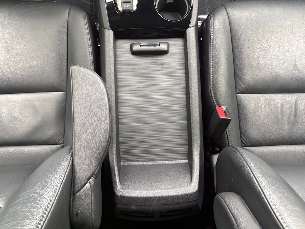 Used 2020 Honda Pilot Touring image 15