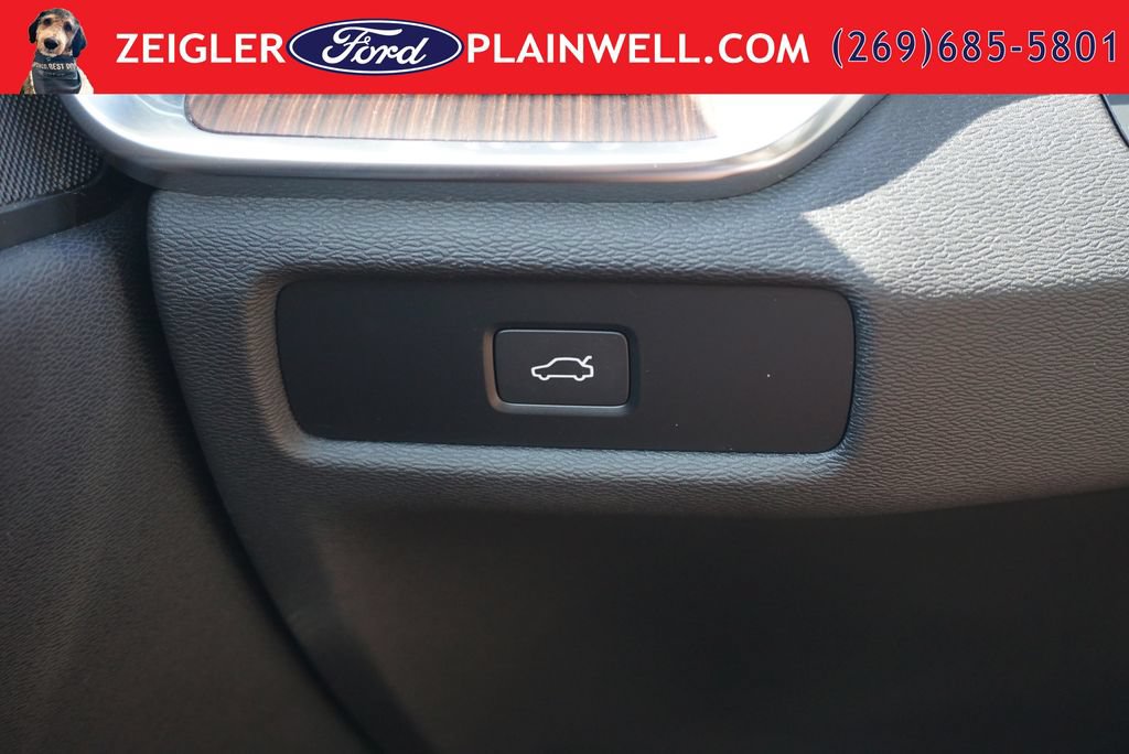 Used 2024 Volvo V60 B5 Cross Country Plus AWD/4WD image 29