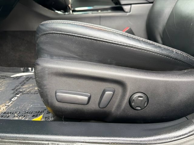 Used 2015 Toyota Avalon XLE Touring FWD image 17