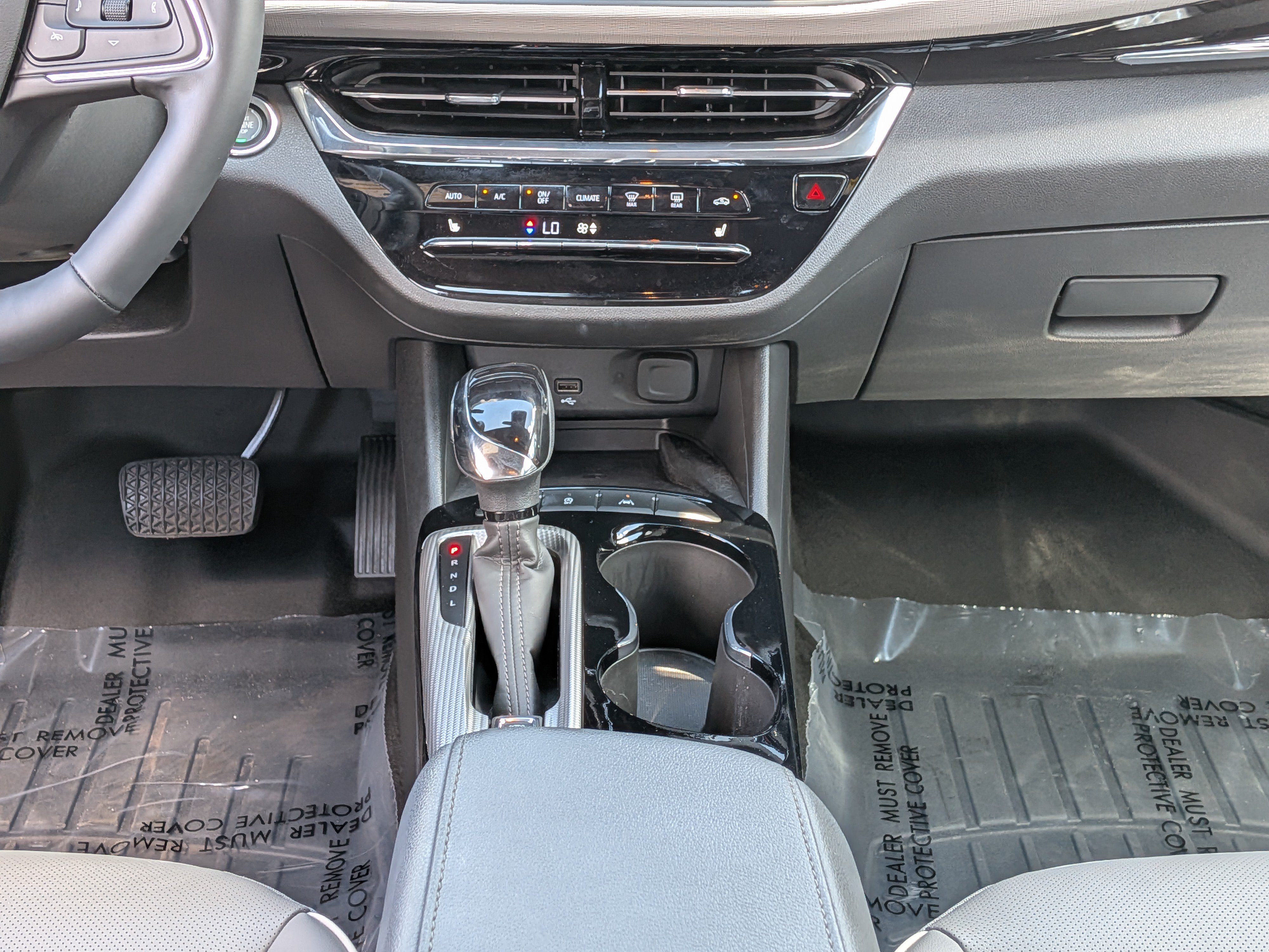 Used 2025 Buick Envista Avenir FWD image 21