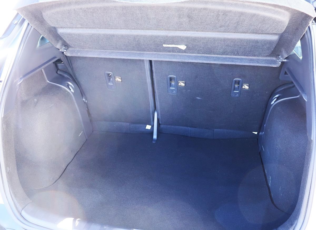 Used 2020 Nissan Kicks SV FWD image 24