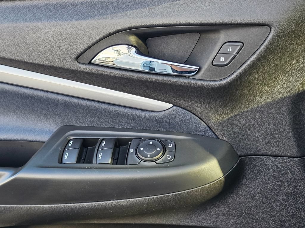 Used 2023 Chevrolet Bolt EUV LT FWD image 26