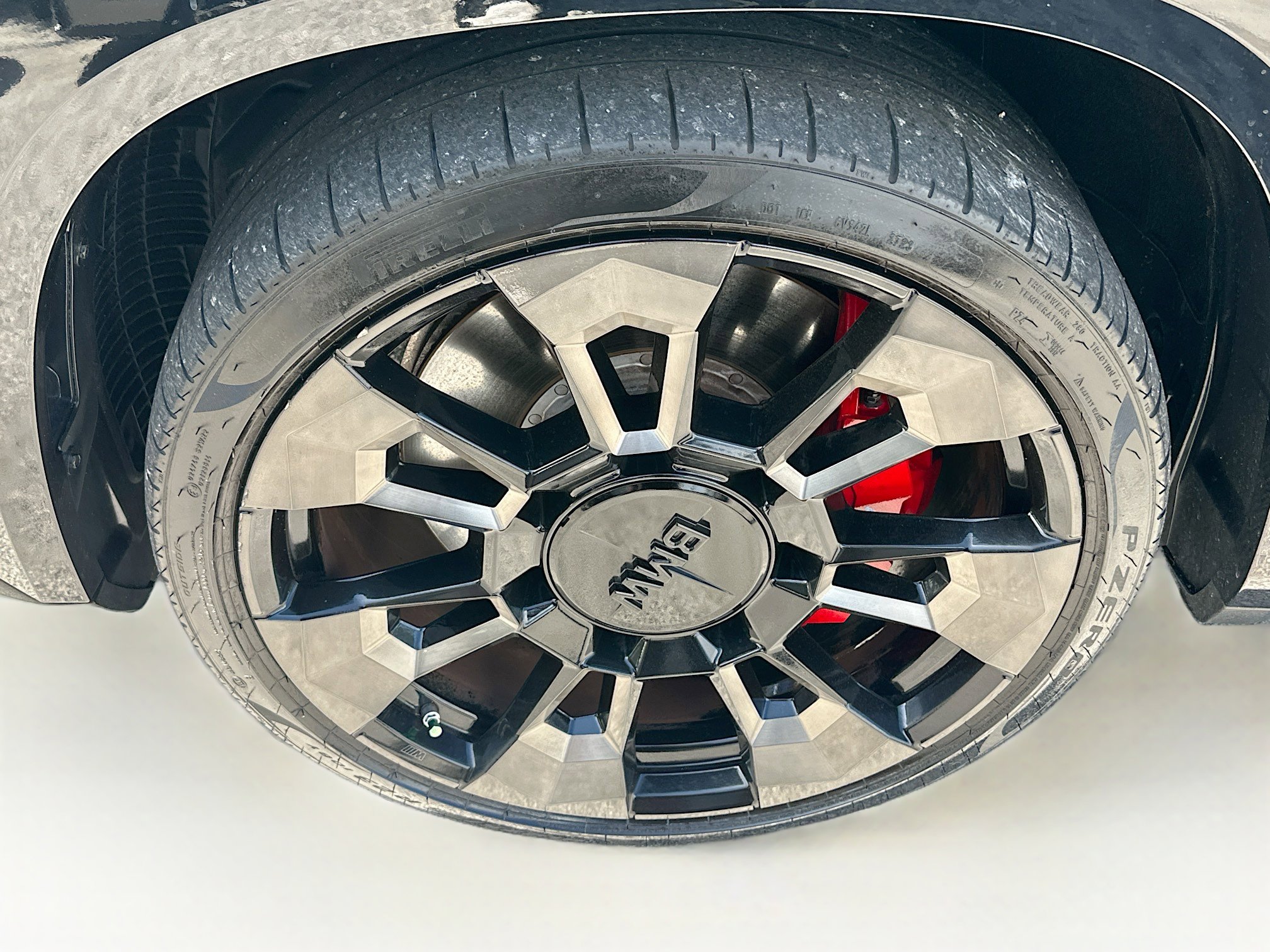 Used 2024 BMW XM AWD/4WD image 34