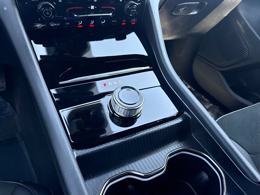 Used 2025 Jeep Grand Cherokee L Laredo AWD/4WD image 15
