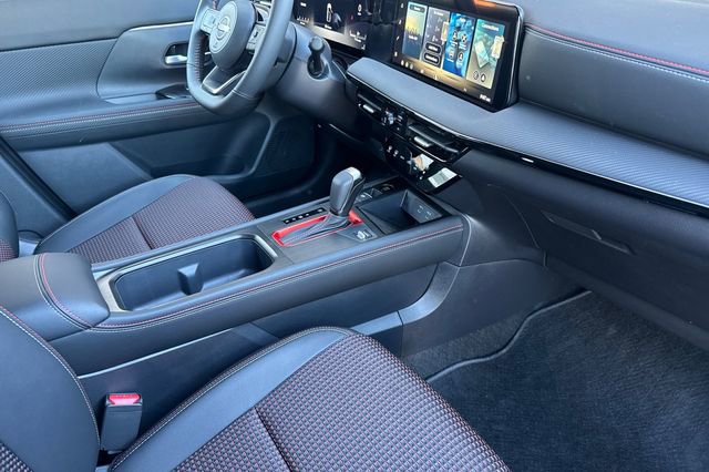 New 2026 Nissan Kicks SR image 16